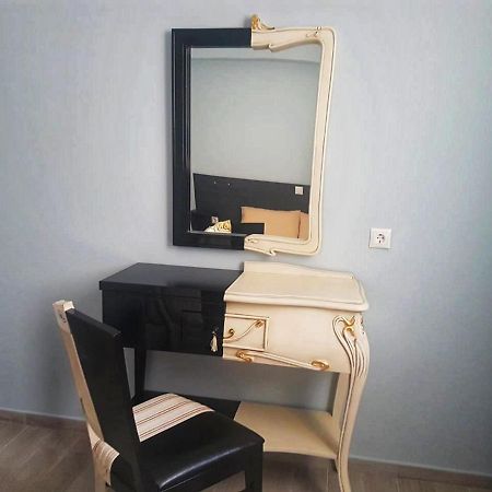 Studio Beleri Himare Buitenkant foto