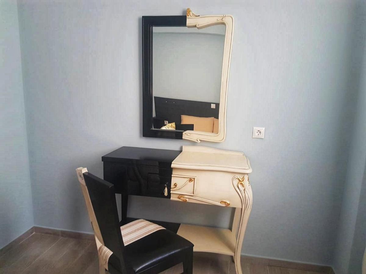 Studio Beleri Himare Buitenkant foto